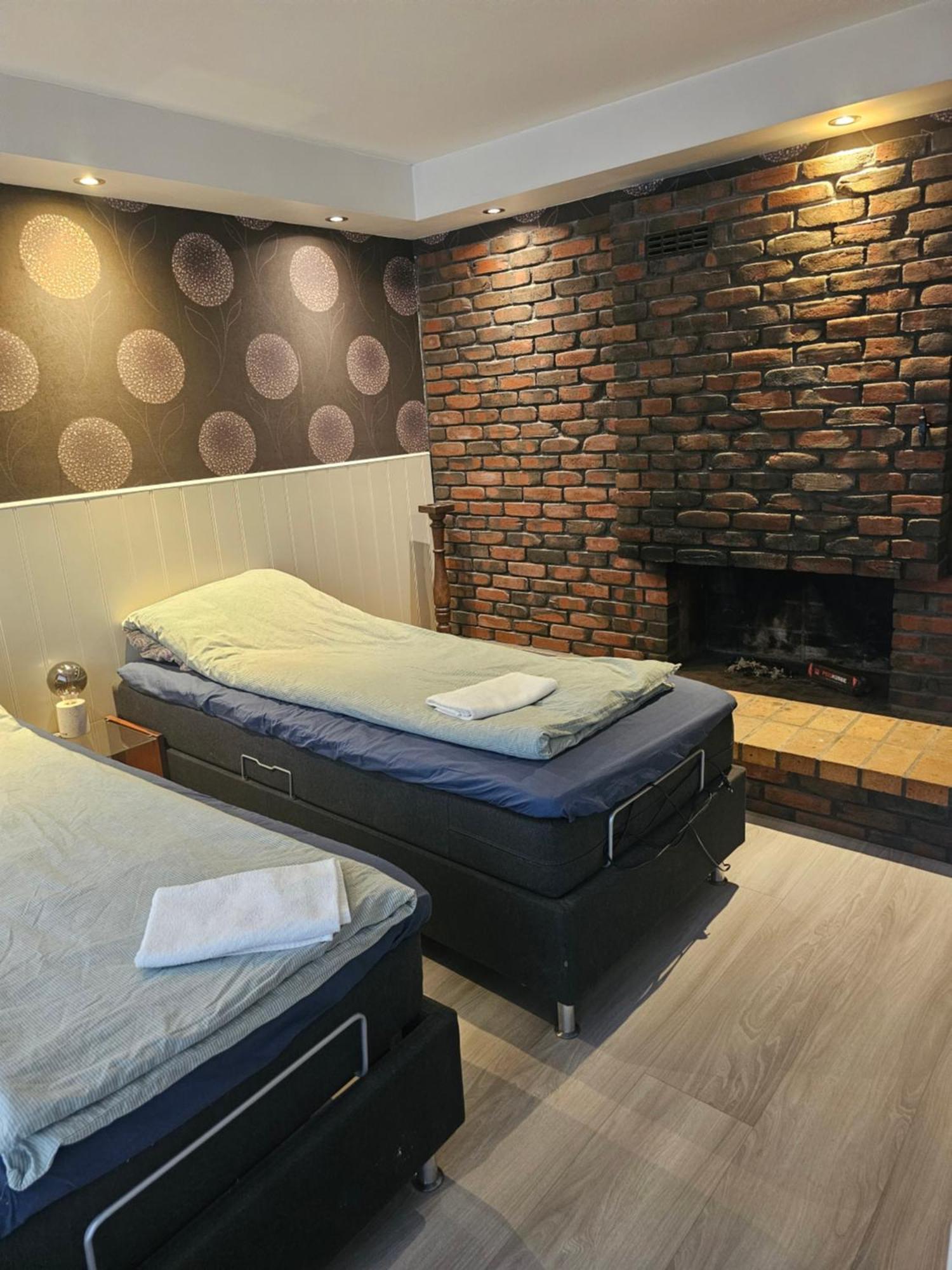 Full Privacy Townhome In Oslo With Wifi Bagian luar foto