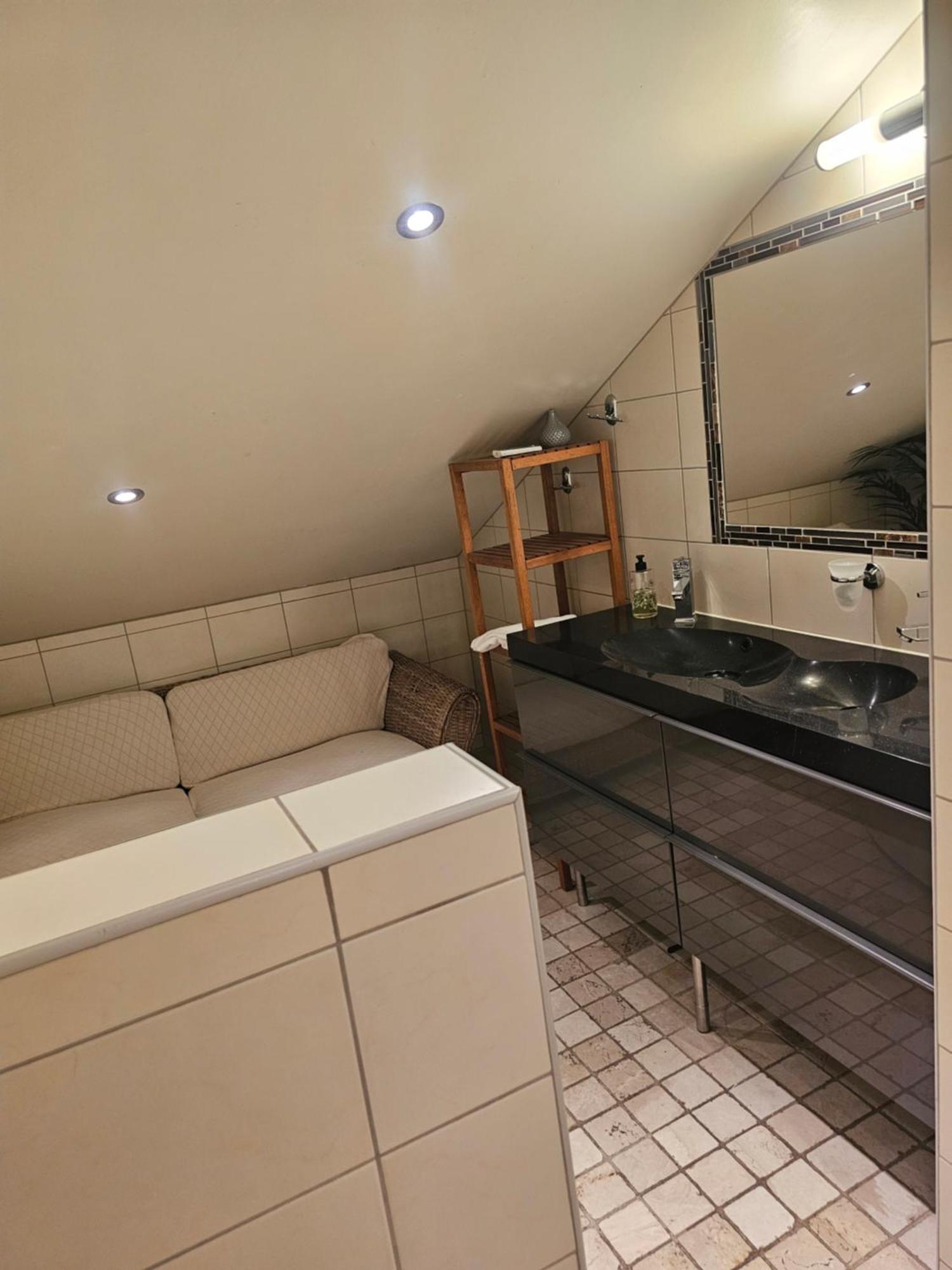 Full Privacy Townhome In Oslo With Wifi Bagian luar foto