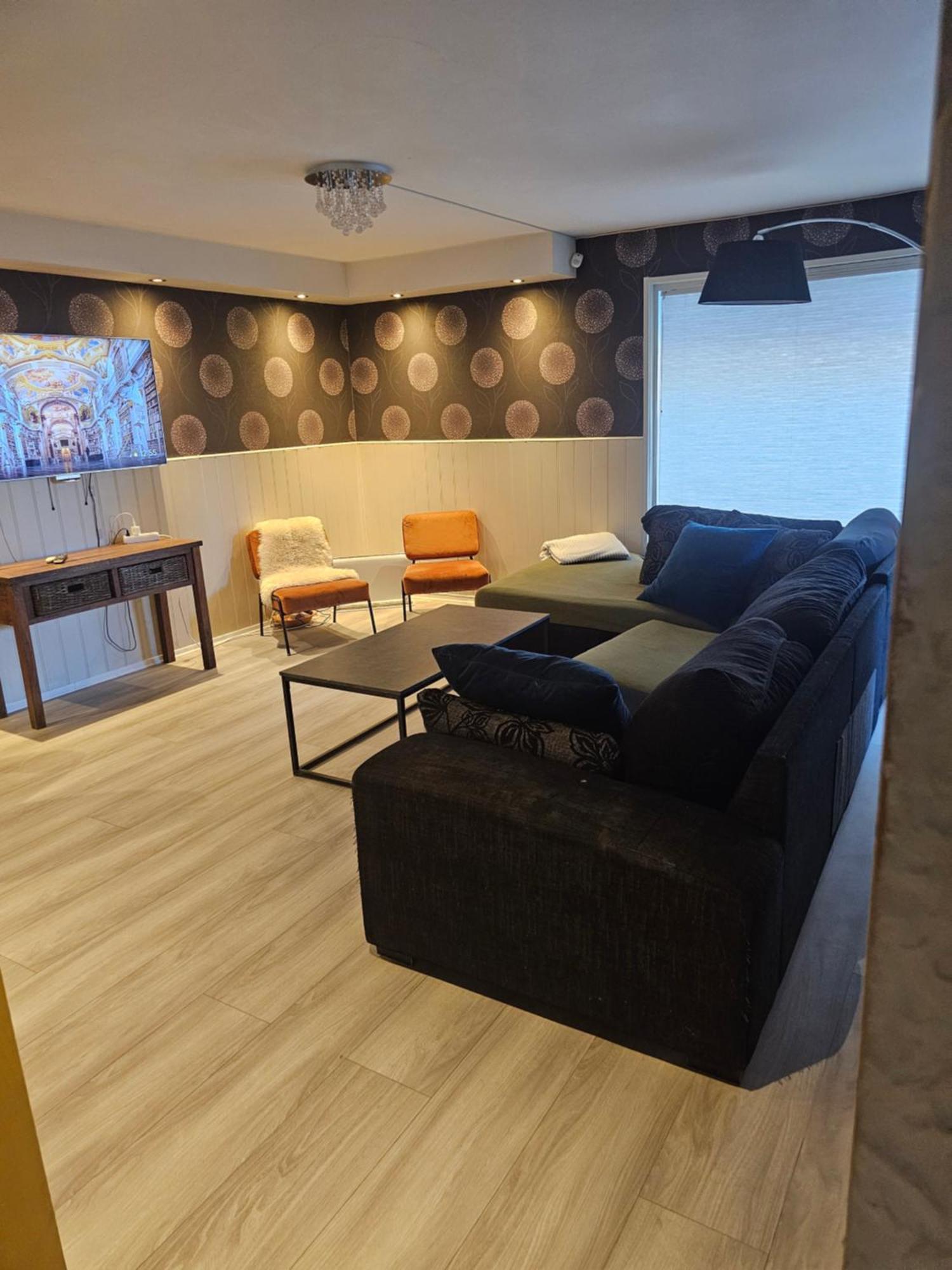 Full Privacy Townhome In Oslo With Wifi Bagian luar foto