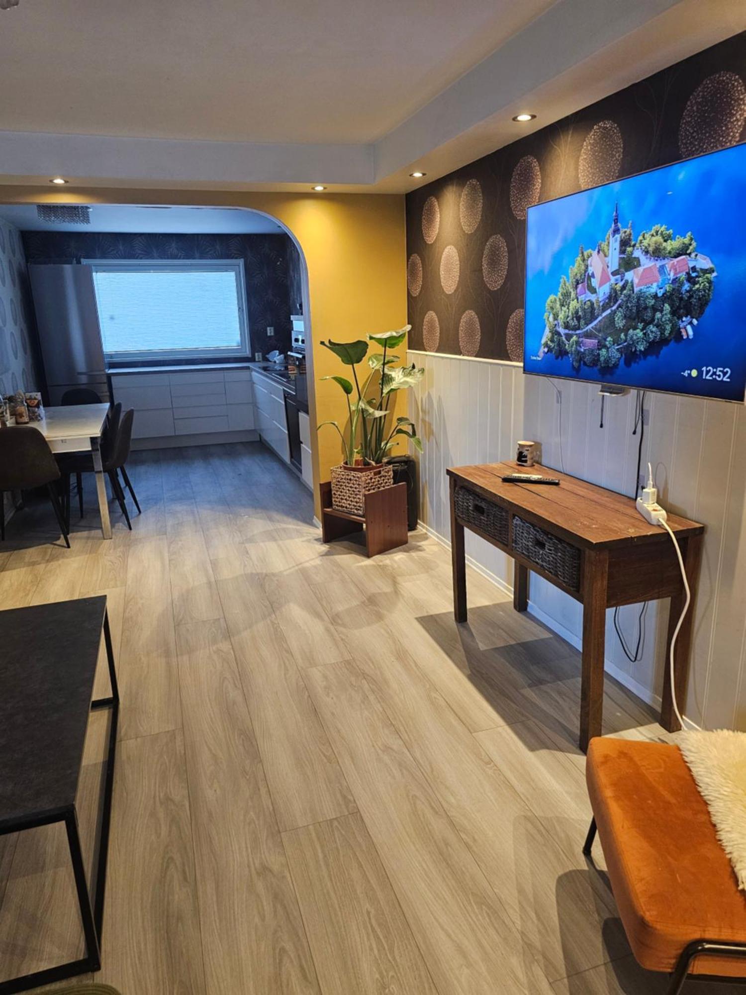 Full Privacy Townhome In Oslo With Wifi Bagian luar foto