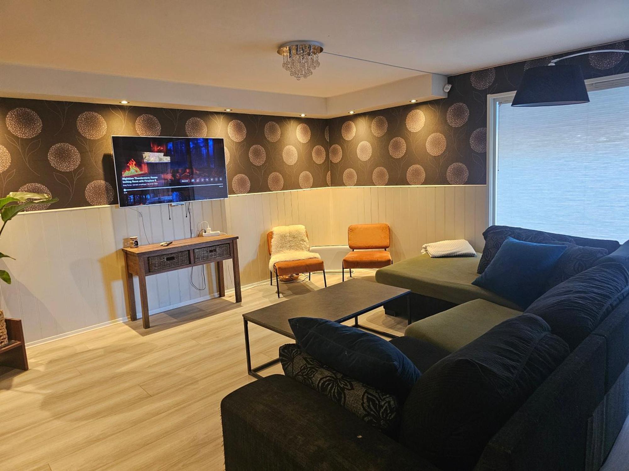 Full Privacy Townhome In Oslo With Wifi Bagian luar foto